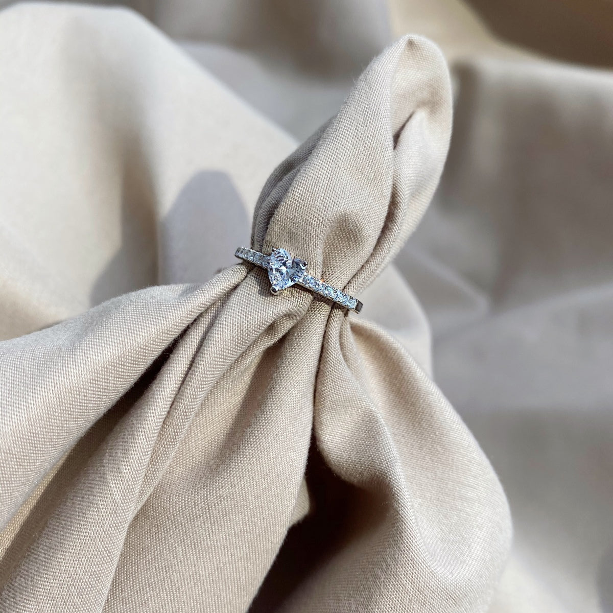 [Everoly JW]0.5 Carat CaratEternity Charming Heart Shape Lover Ring