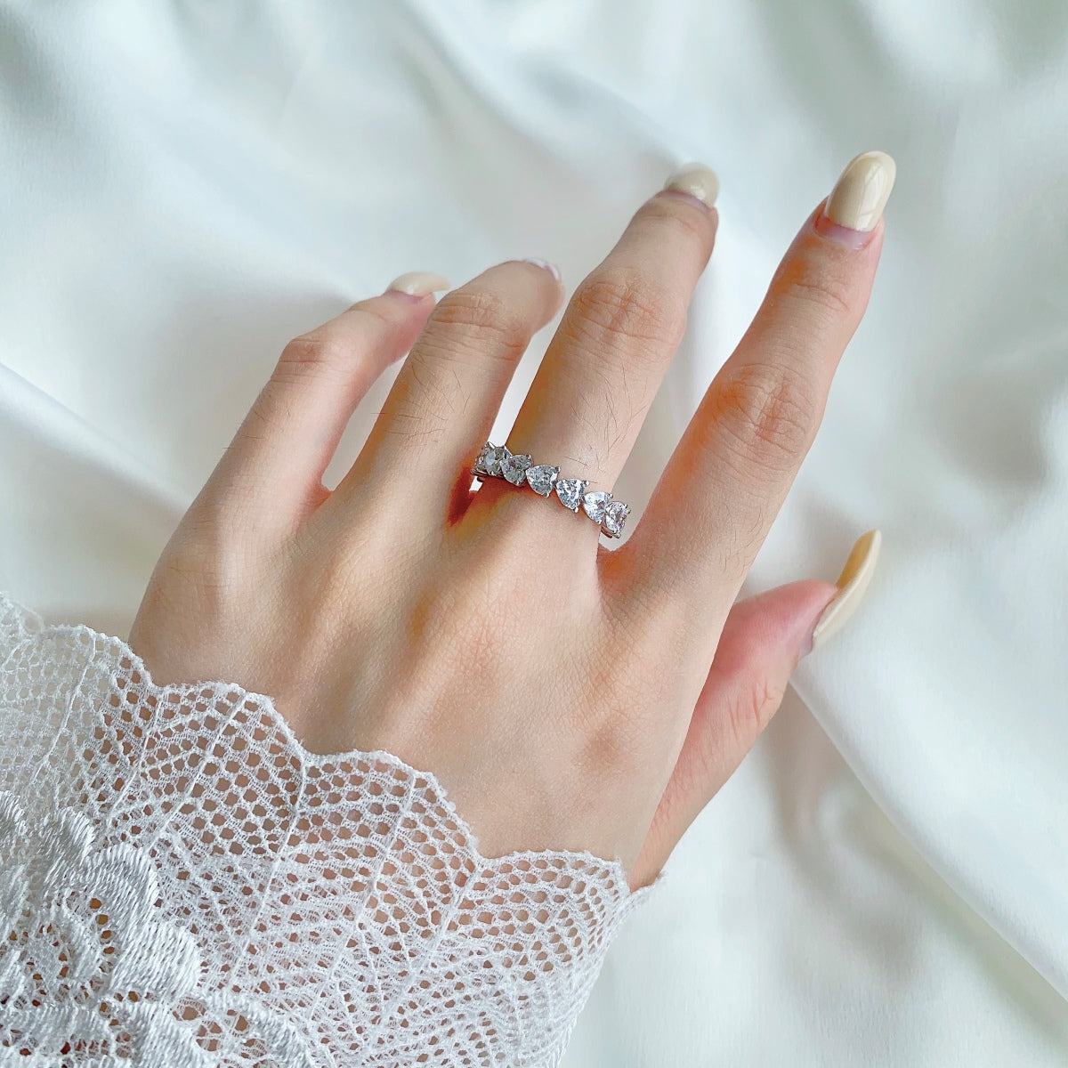 [Everoly JW]0.25 Carat Radiant Romance Heart Cut Lover Ring
