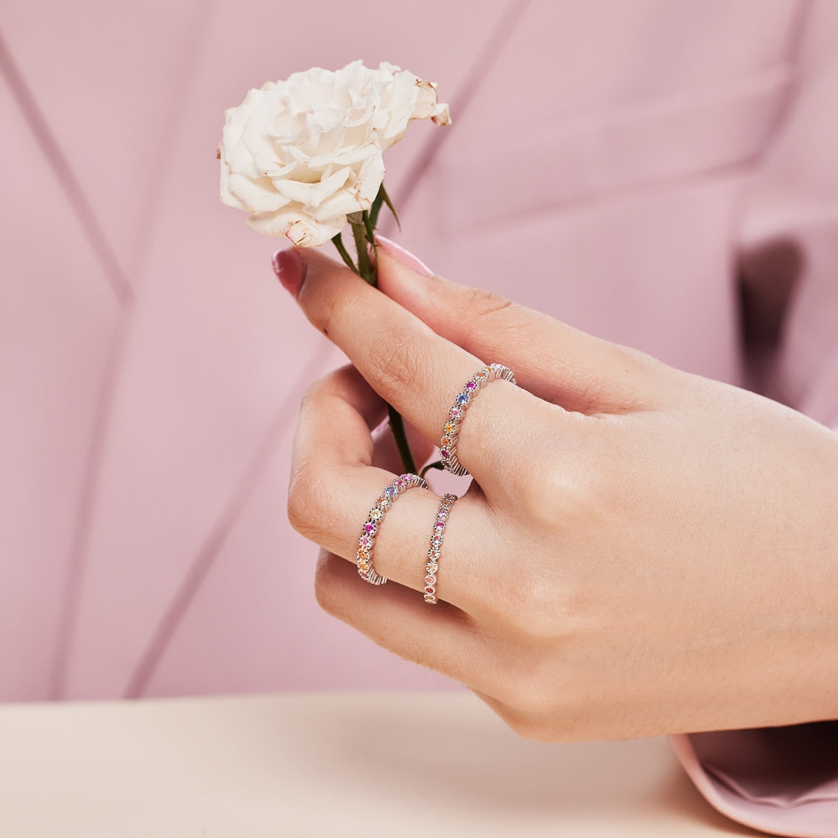 [Everoly JW]Unique Scintillating Round Cut Daily Ring
