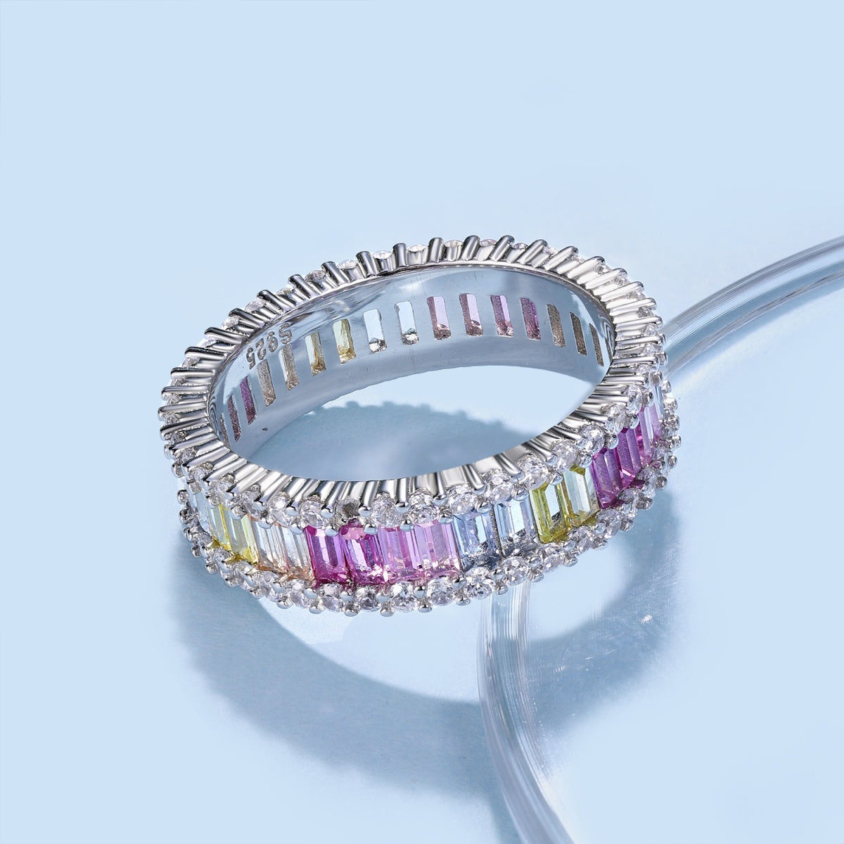 [Everoly JW]Dainty Kaleidoscopic Emerald Cut Daily Ring