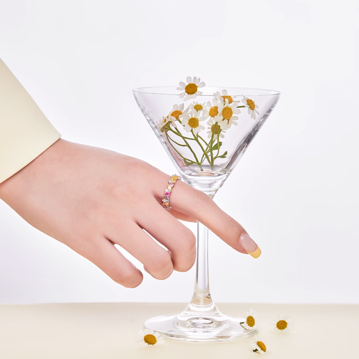 [Everoly JW]Dazzling Polychromatic Multi cut Daily Ring