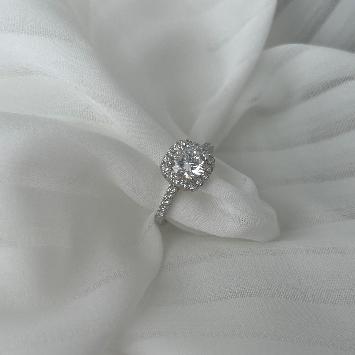 [Everoly JW]Dazzling Resplendent Round Cut Wedding Ring