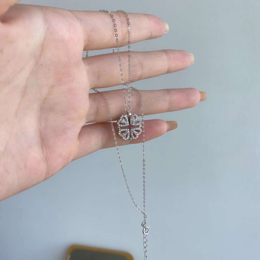 [Everoly JW]Ornate Heart Cut Flower Shape Necklace