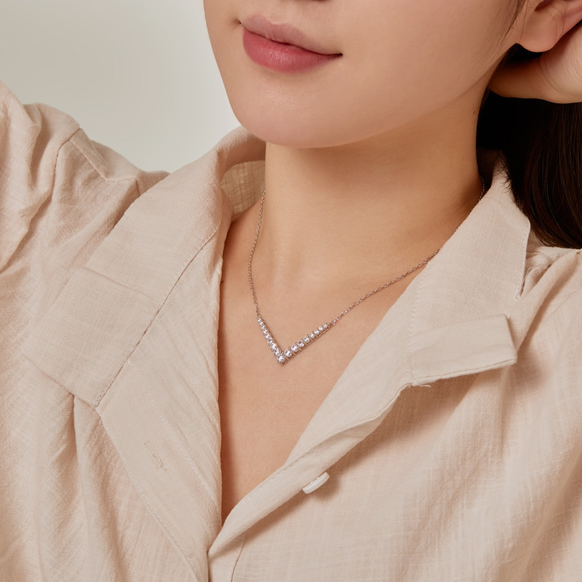 [Everoly JW]Ornate Round Cut Necklace