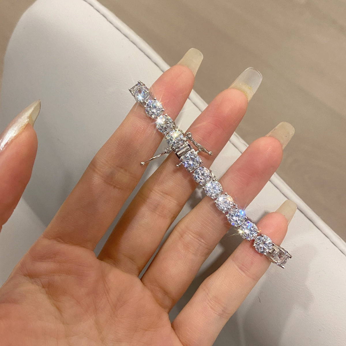 [Everoly JW]Ornate Sparkling Round Cut Wedding Bracelet