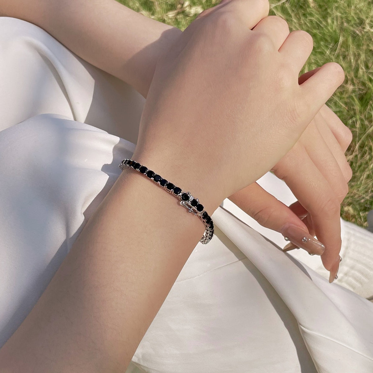 [Everoly JW]Radiant Colorful Round Cut Party Bracelet