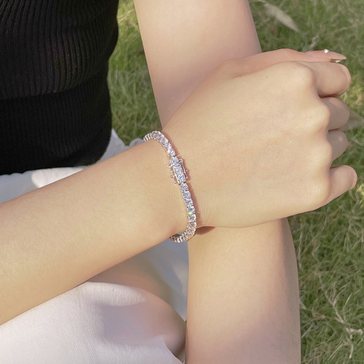 [Everoly JW]Radiant Colorful Round Cut Party Bracelet