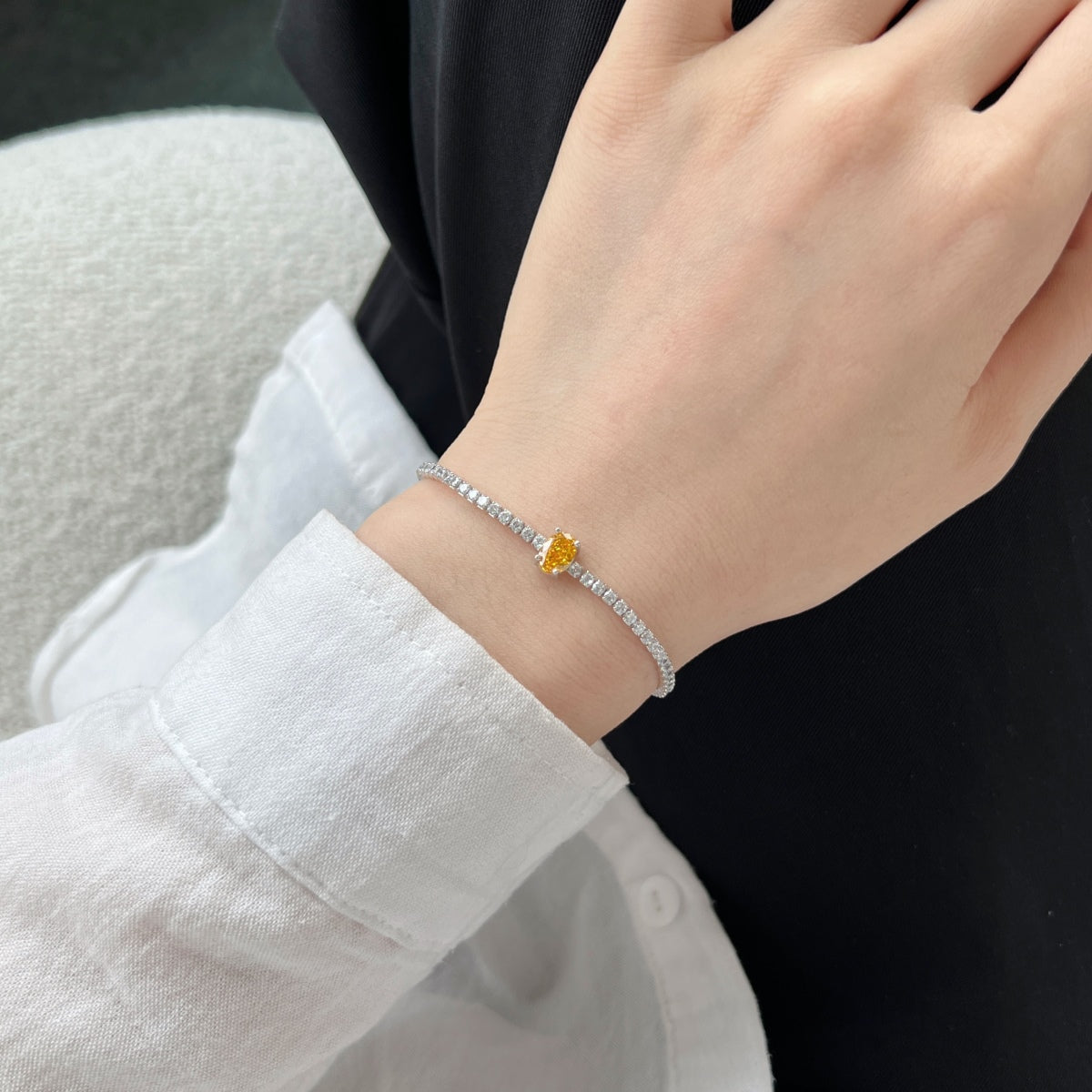 [Everoly JW]0.75 Carat Exquisite Oval Cut Daily Bracelet