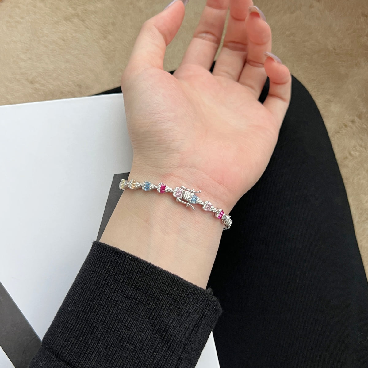 [Everoly JW]Radiant Water Drop Shape Daily Bracelet
