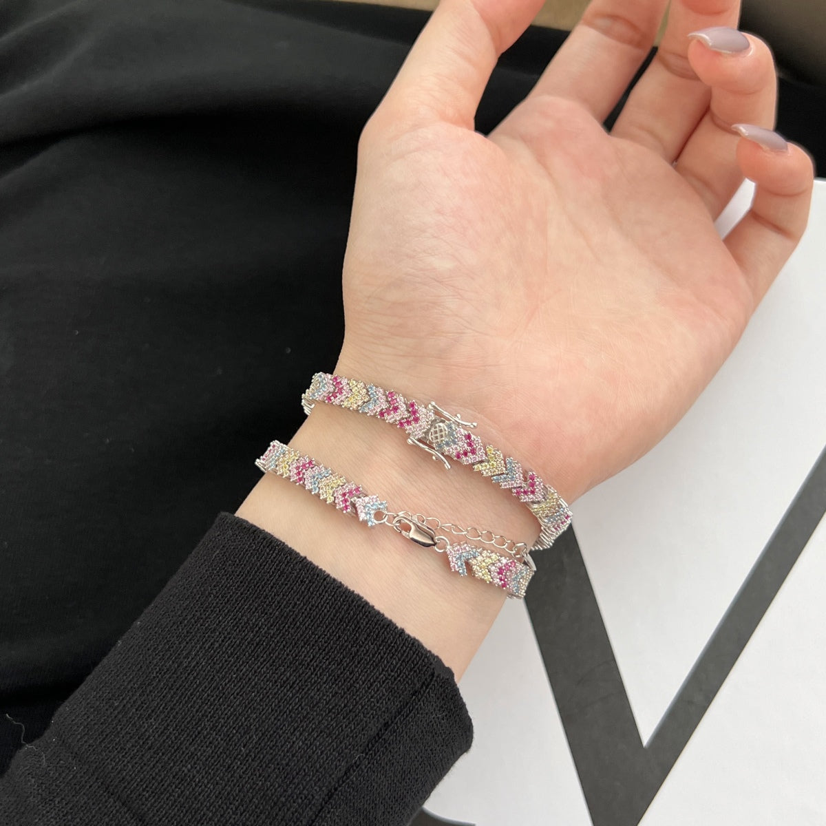 [Everoly JW]Ornate Sparkling Round Cut Party Bracelet