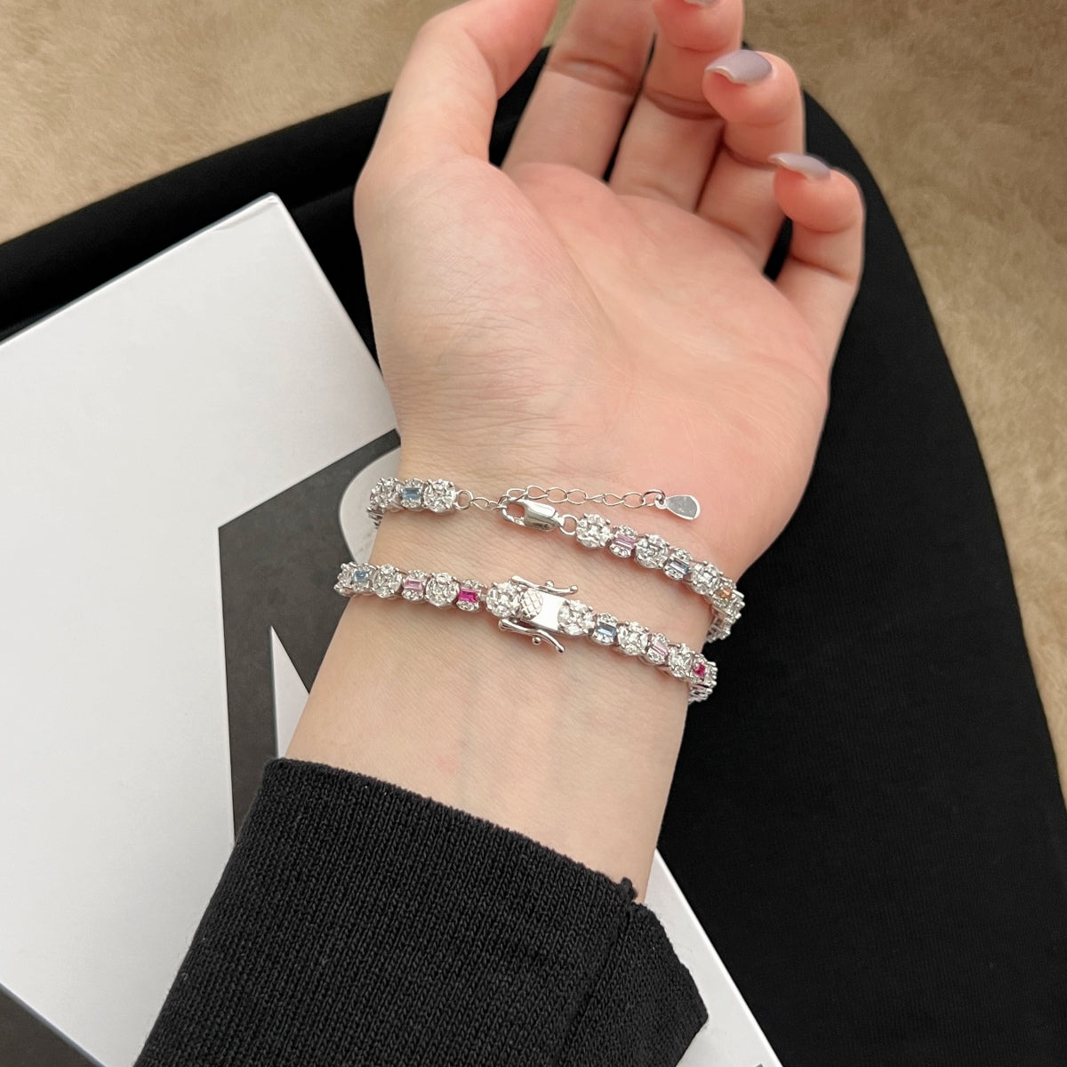 [Everoly JW]Dazzling Radiant Multi Cut Daily Bracelet