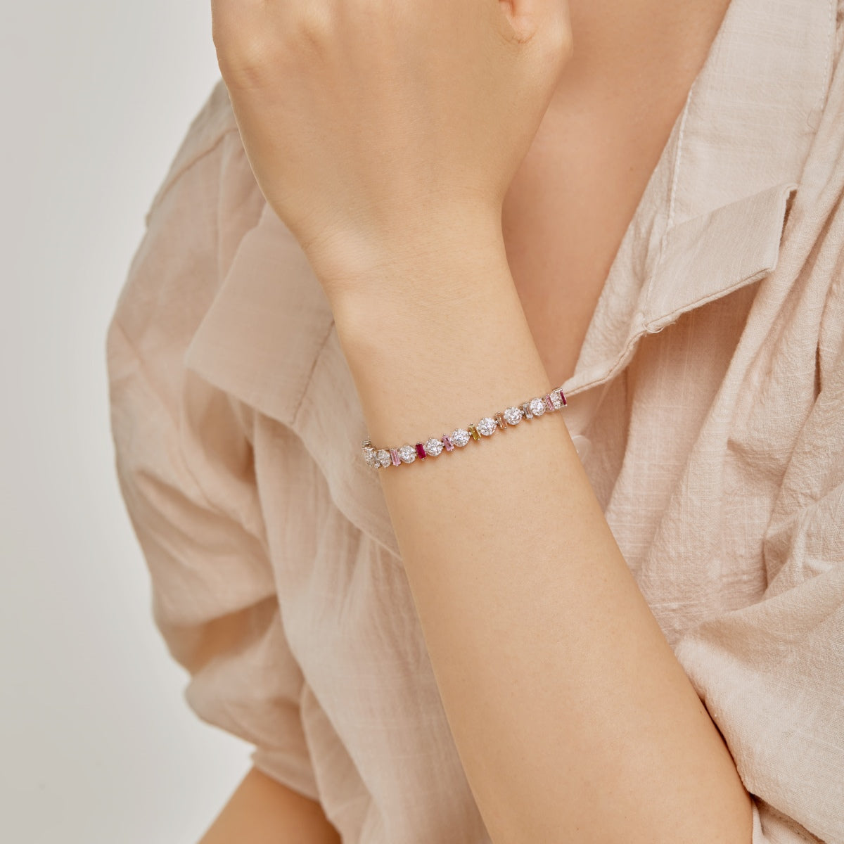 [Everoly JW]Radiant Colorful Round Shape Daily Bracelet