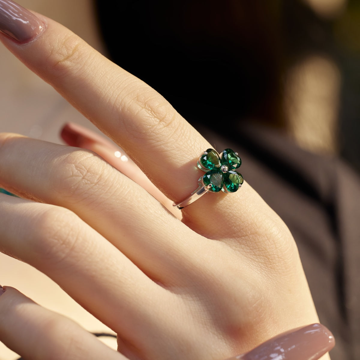 [Everoly JW]Heart-shaped Four-Leaf Clover Ball Ring