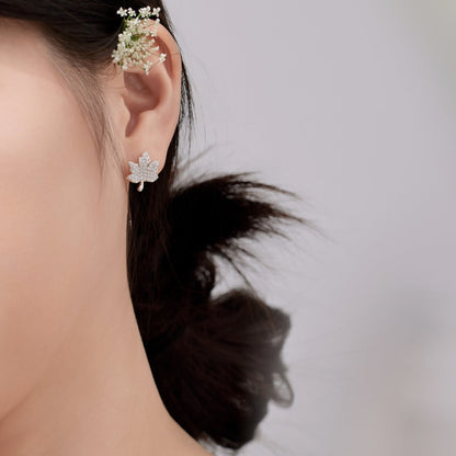 [Everoly JW]Exquisite Maple Leaf Design Earrings