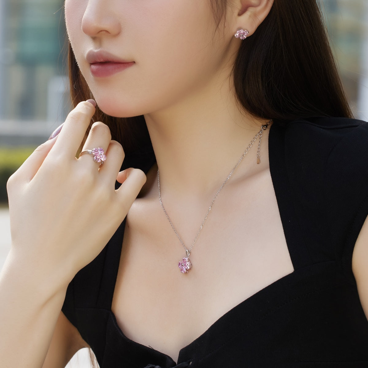 [Everoly JW]Four-Leaf Clover Ball Earrings
