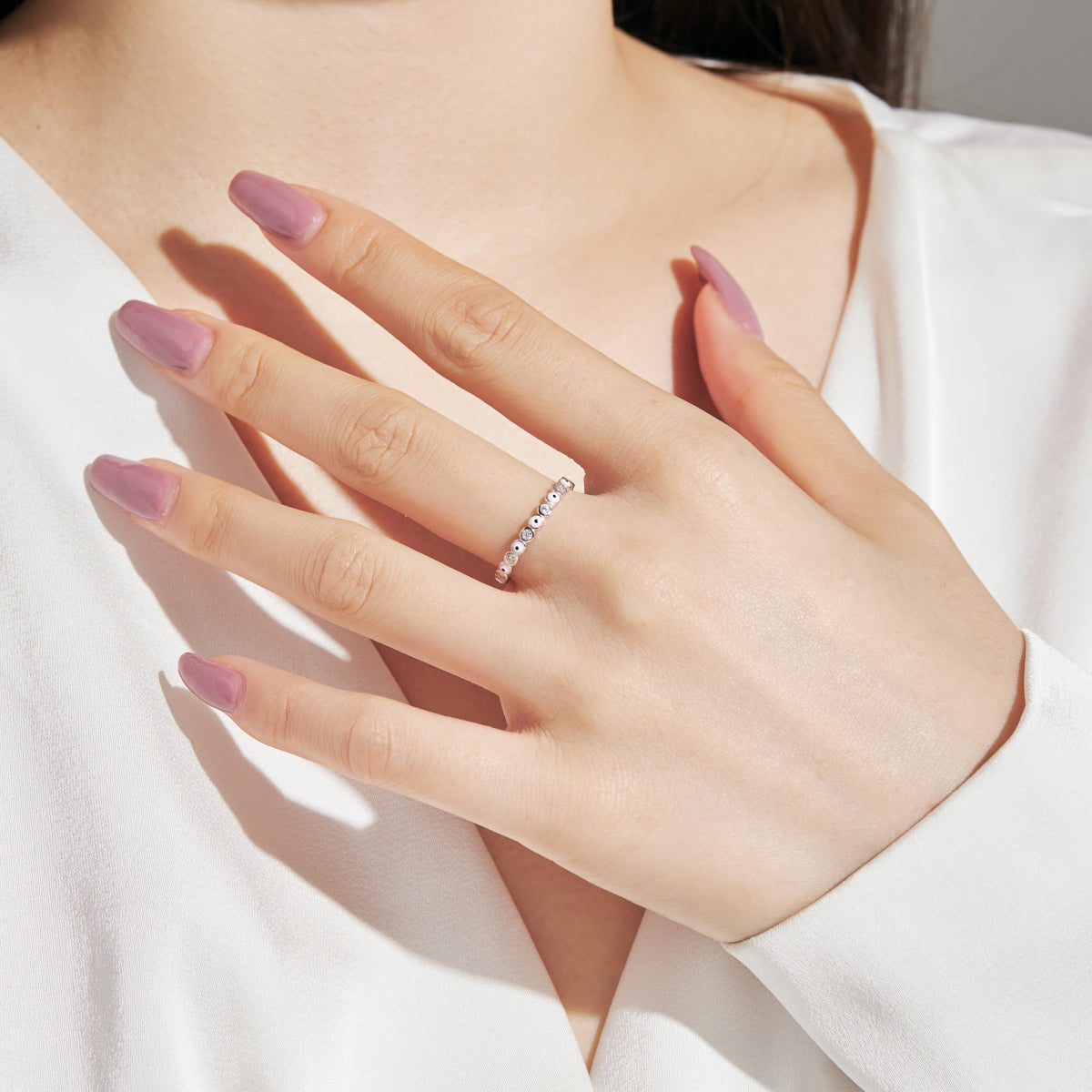 [Everoly JW]Sparkling Vibrant Round Shape Daily Ring