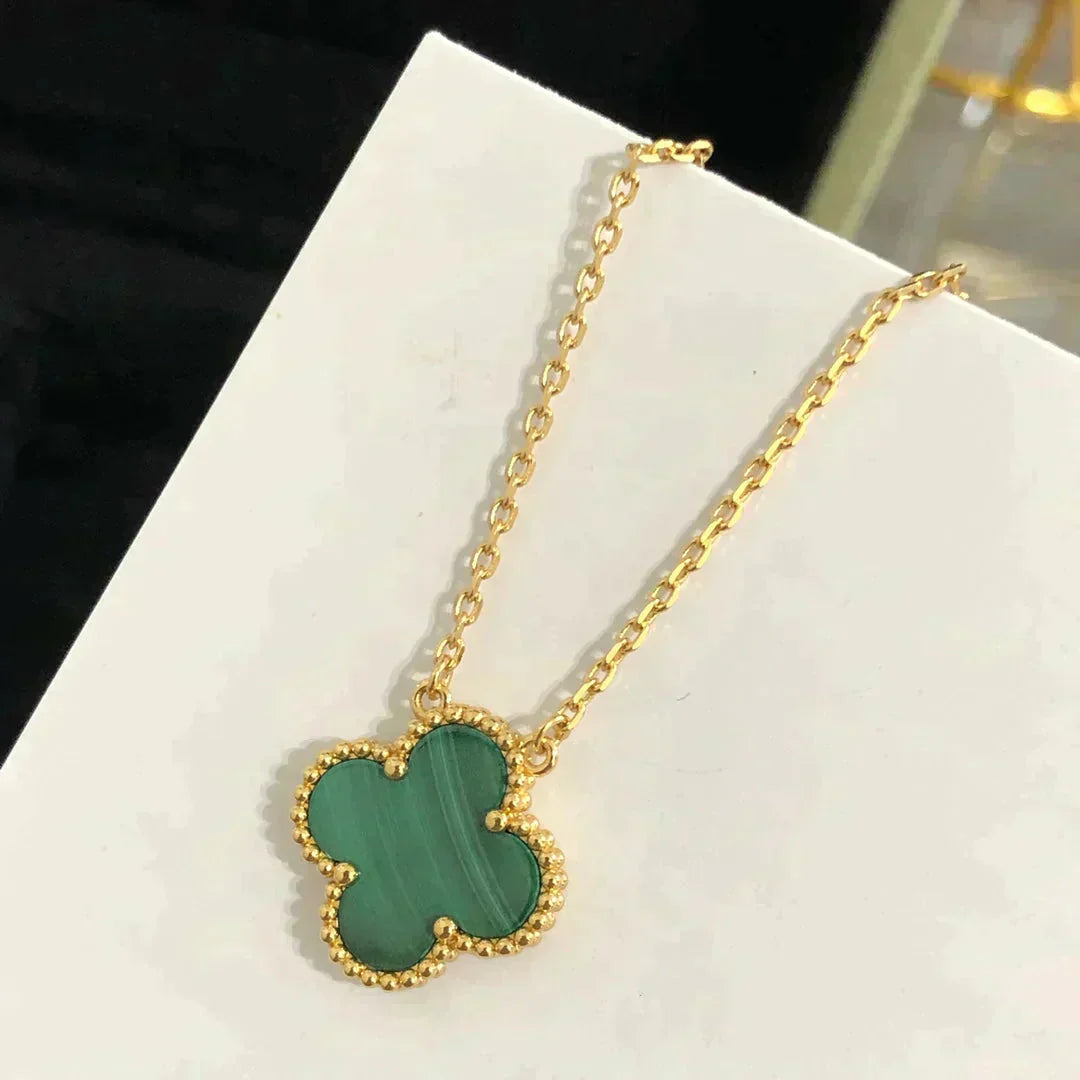 [Everoly JW]CLOVER 15MM MALACHIT EINZELNE BLUMENKETTE