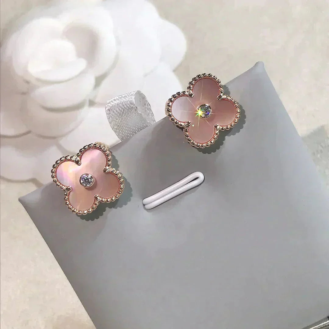 [Everoly JW]CLOVER MEDIUM 1 MOTIFS PINK MOP DIAMOND OHRRINGE
