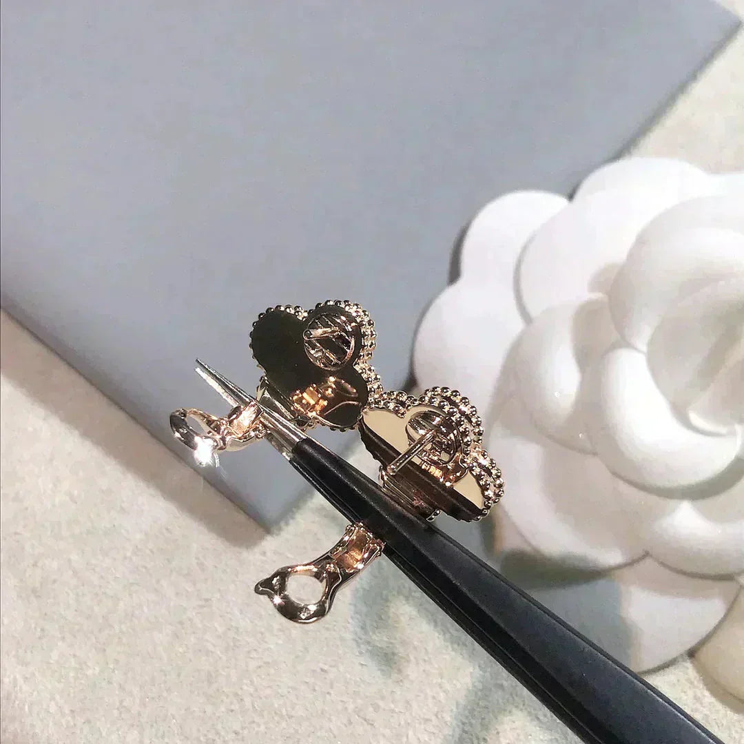 [Everoly JW]CLOVER MEDIUM 1 MOTIFS PINK MOP DIAMOND OHRRINGE