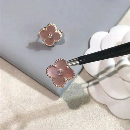 [Everoly JW]CLOVER MEDIUM 1 MOTIFS PINK MOP DIAMOND OHRRINGE