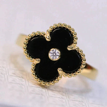 [Everoly JW]CLOVER ONYX RING GOLD DIAMANT