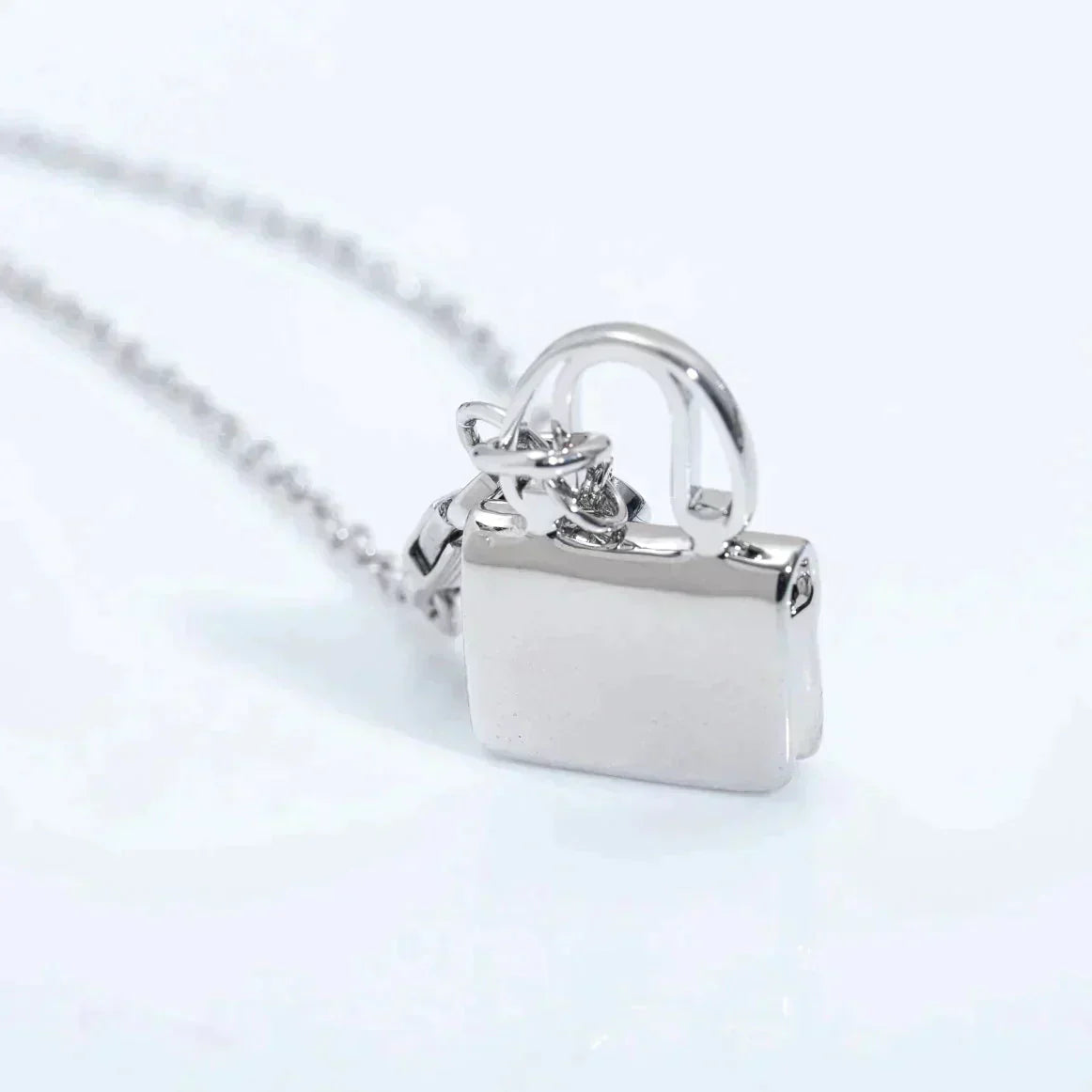 [Everoly JW]アミュレットペンダント シルバーネックレス