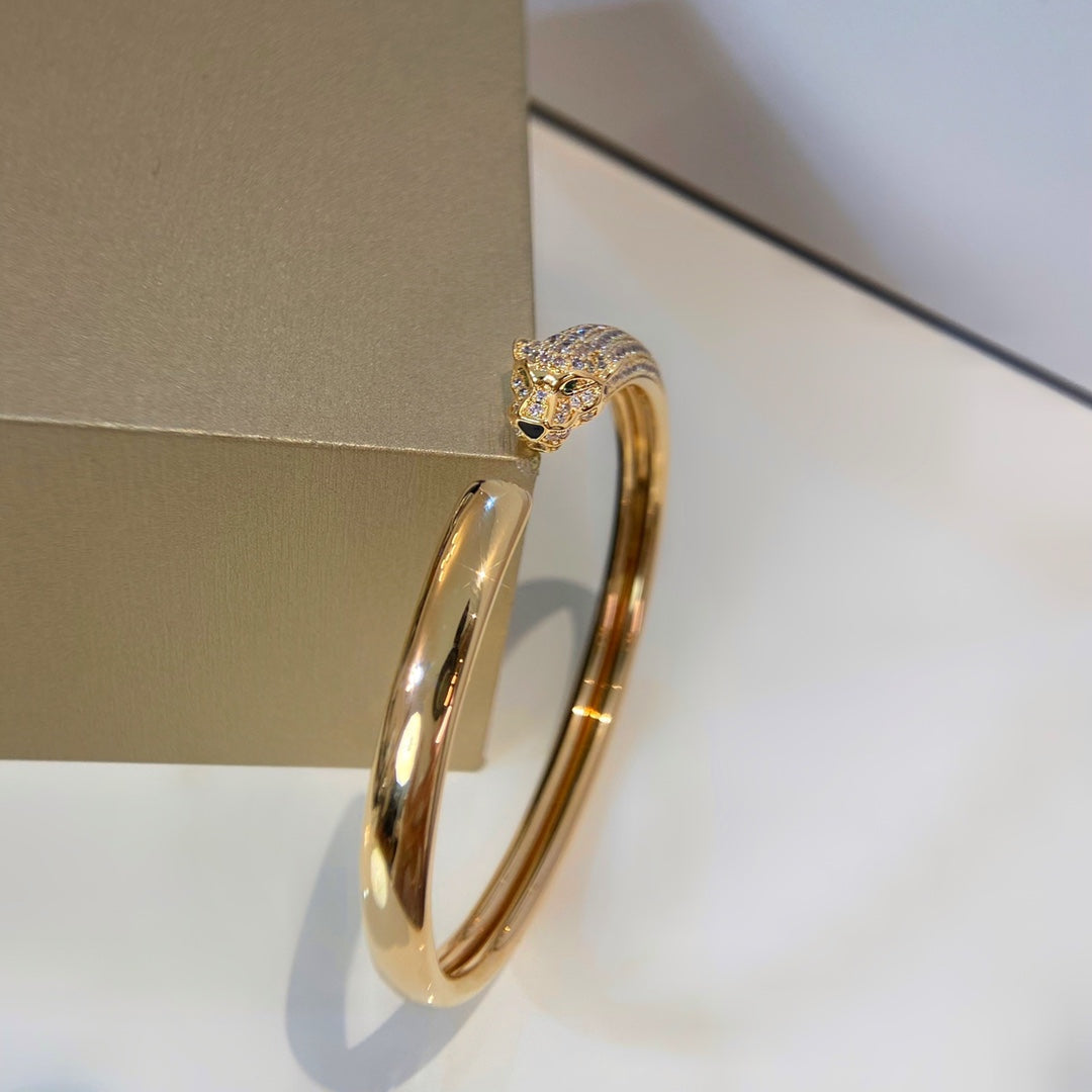 [Everoly JW]PANTHERE GOLD DIAMOND OPEN BRACELET