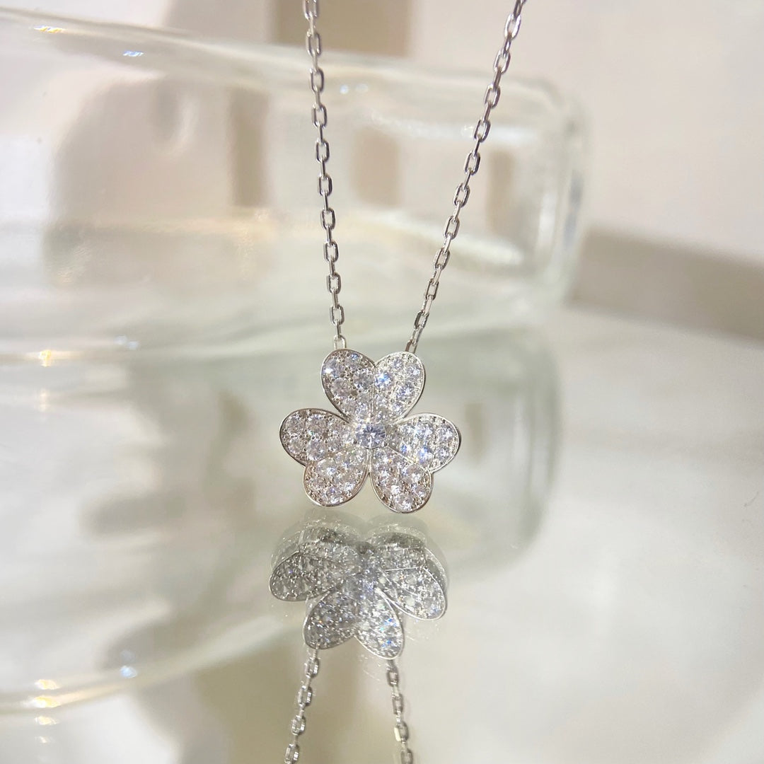 [Everoly JW]BLUMEN-DIAMANT-HALSKETTE