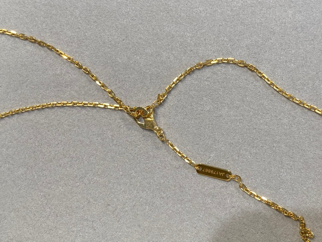 [Everoly JW]CLOVER 25MM HALSKETTE GOLD KARNEOL