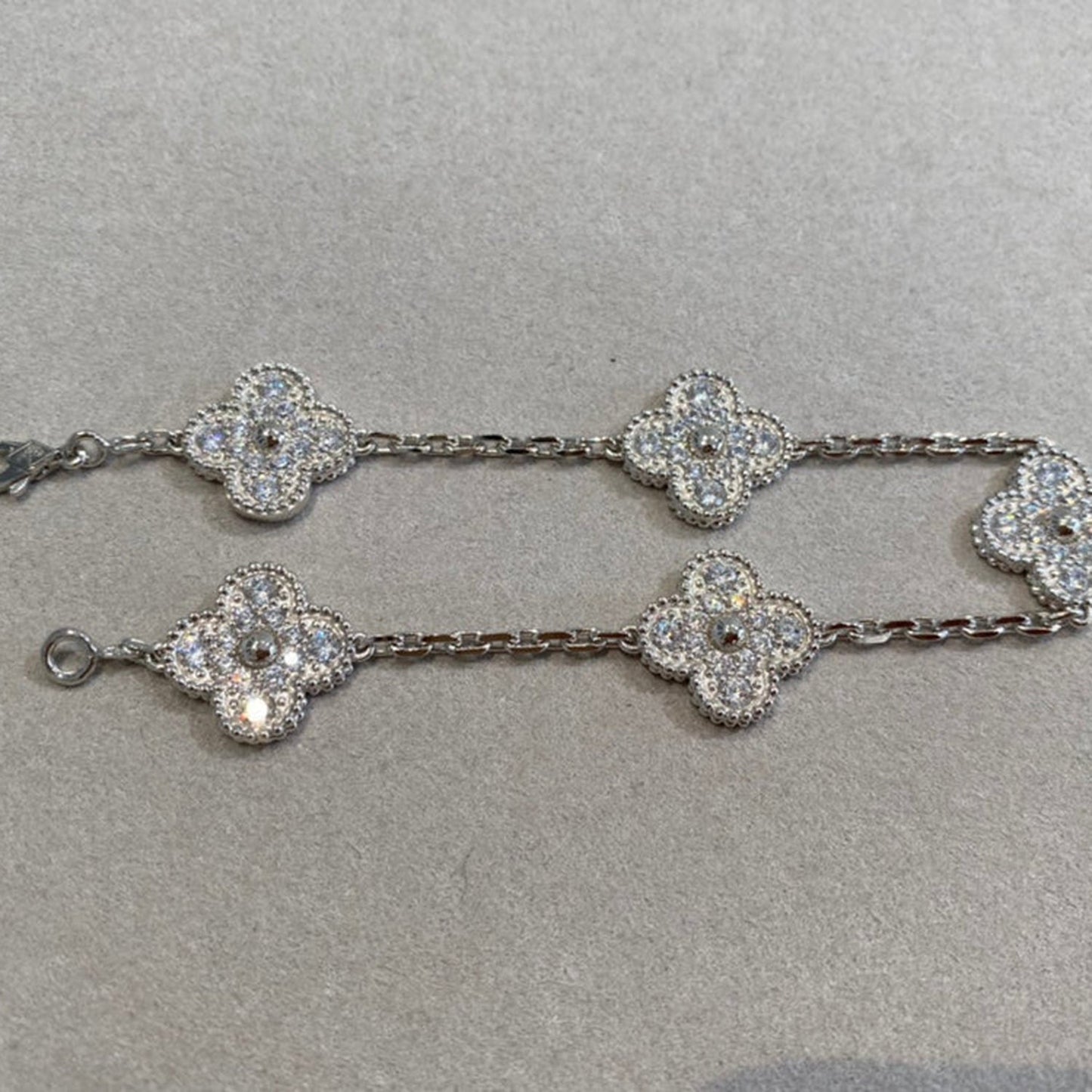 [Everoly JW]  CLOVER 5 MOTIF FULL DIAMOND BRACELET COLLECTION