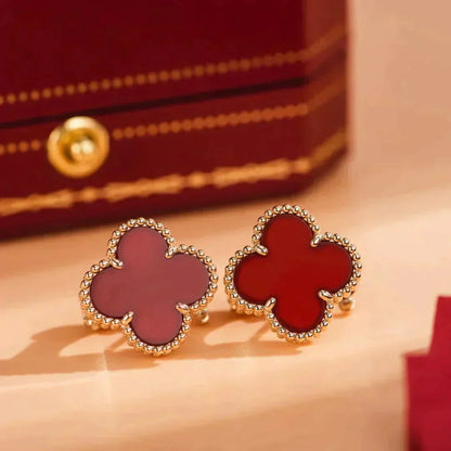 [Everoly JW]CLOVER MEDIUM 1 MOTIFS KARNEOL OHRRINGE