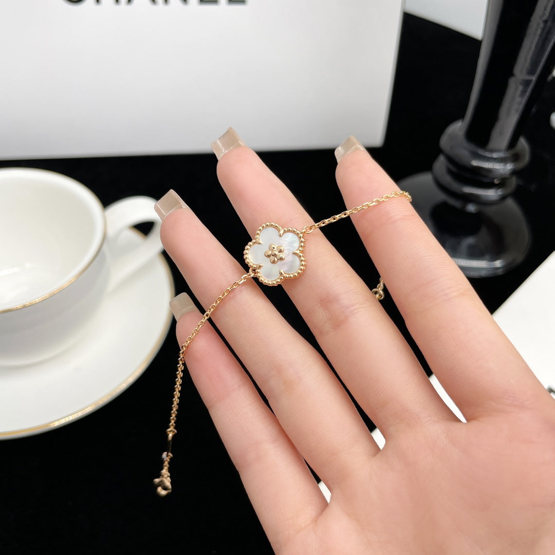 [Everoly JW]LUCKY SPRING ROSE GOLD MOP BRACELET