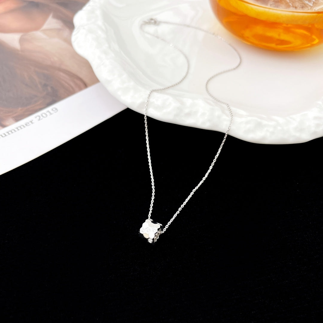 [Everoly JW]BEE MINI PEDANT DIAMOND NECKLACE