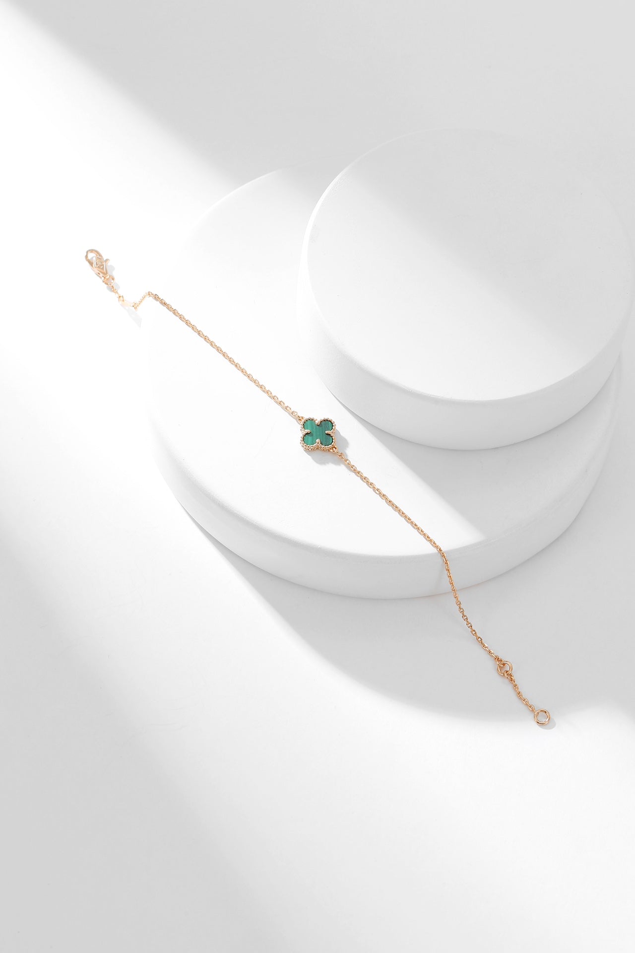 [Everoly JW]CLOVER BRACELET MALACHITE 1 MOTIF