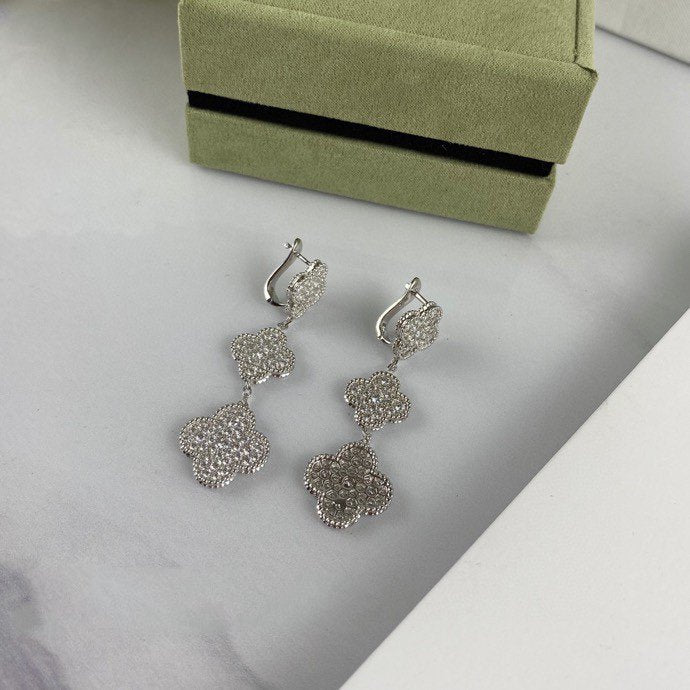 [Everoly JW] Kleeblatt-Ohrringe mit 3 Diamanten in Silber