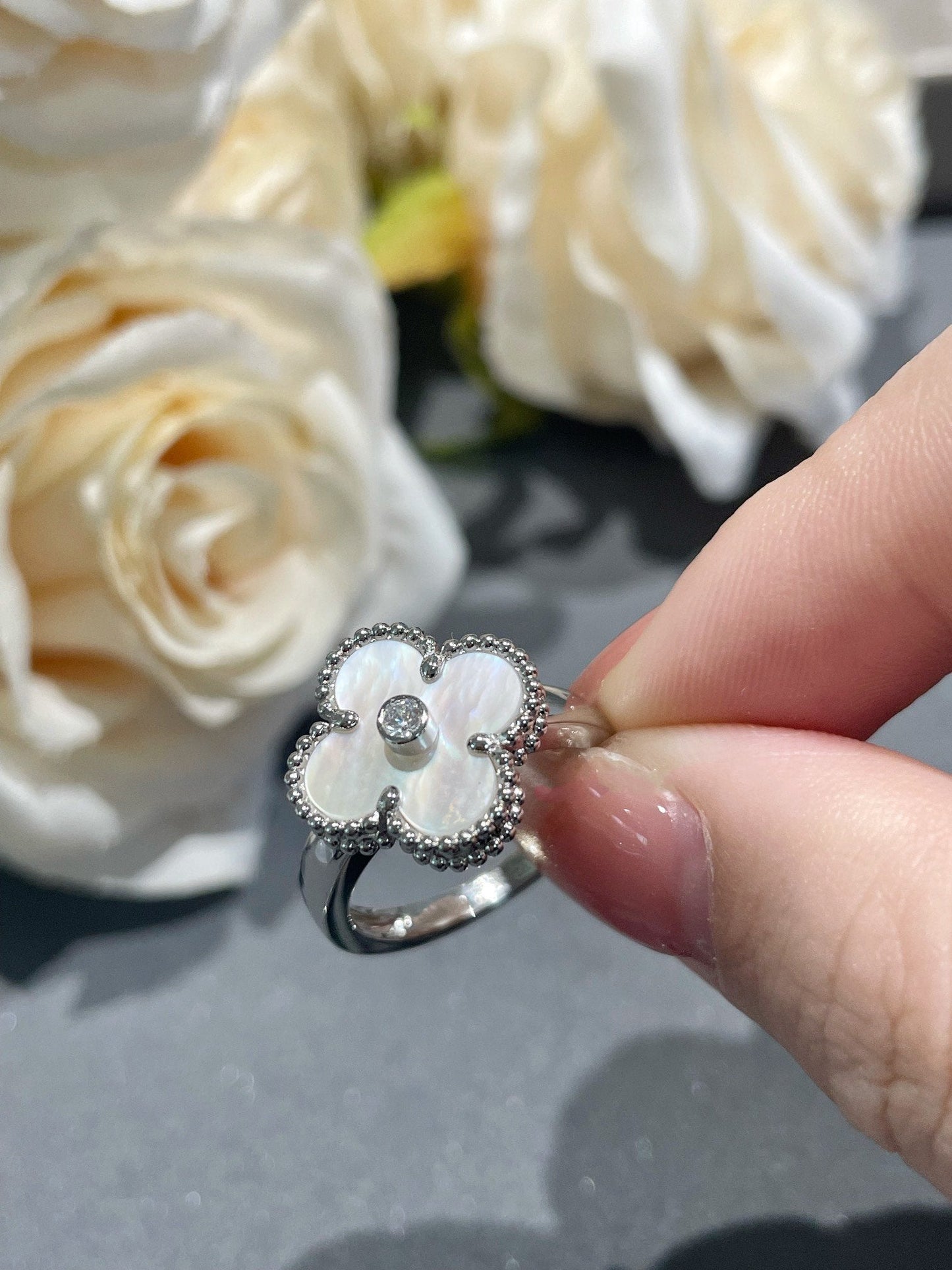 [Everoly JW]CLOVER SILVER MOP DIAMOND RING