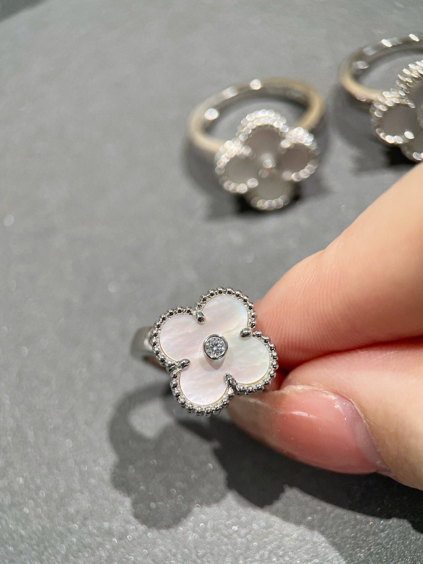 [Everoly JW]CLOVER SILVER MOP DIAMOND RING