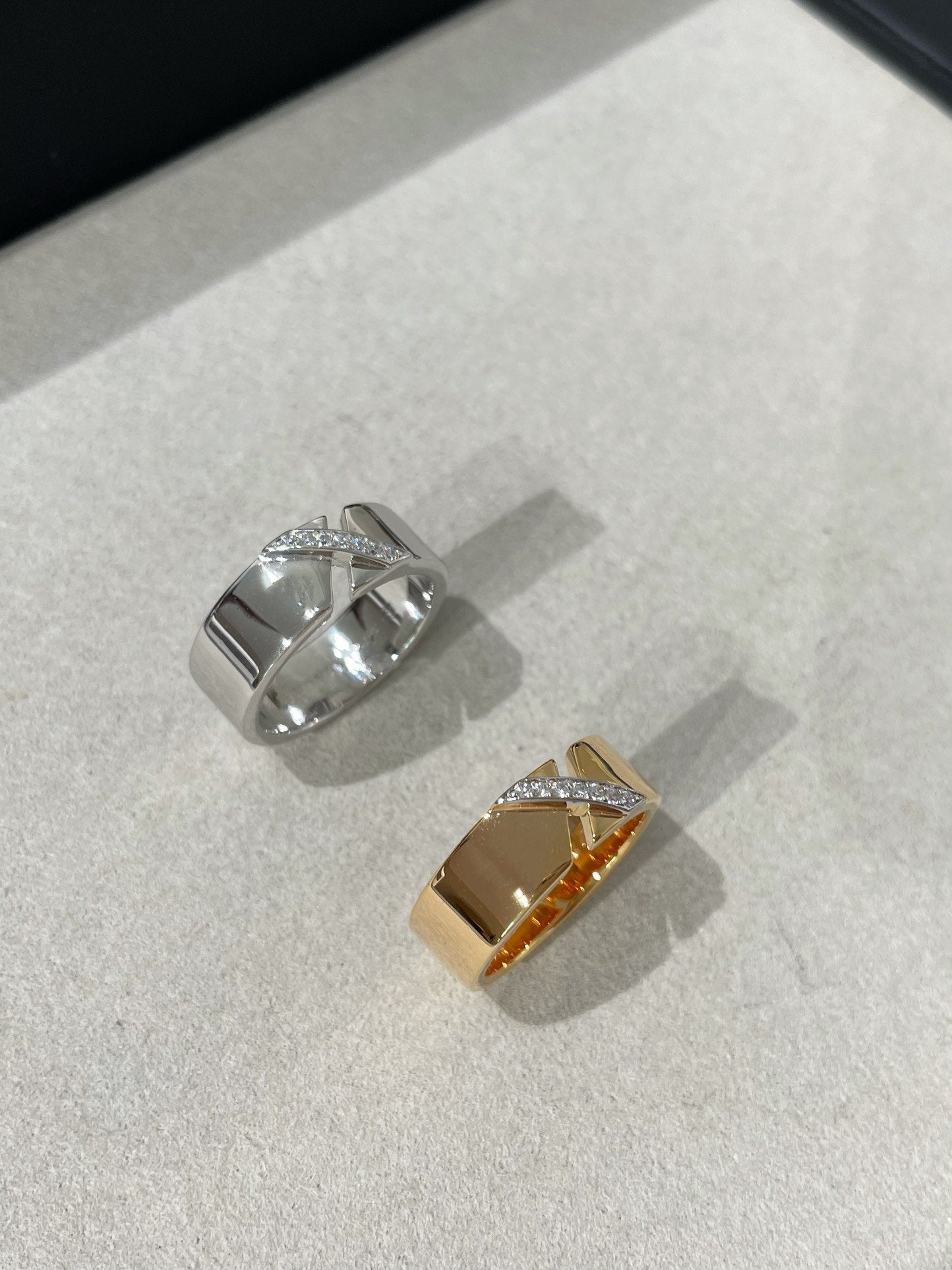 [Everoly JW]LIENS EVIDENCE DIAOMOND RING