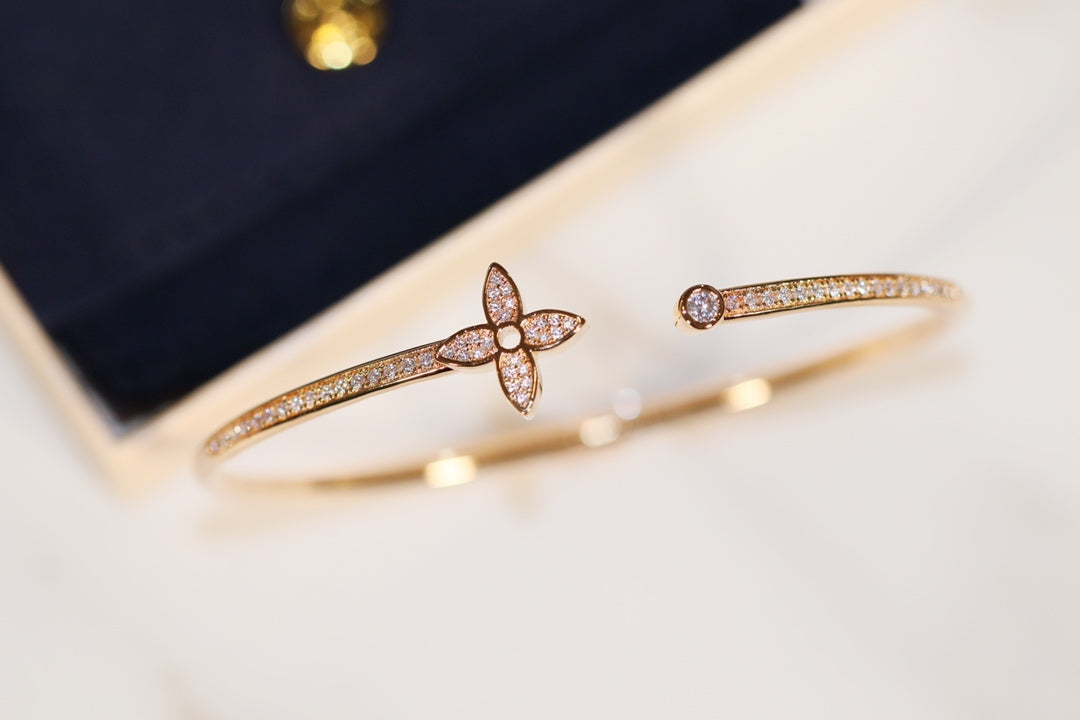 [Everoly JW]IDYLLE GOLD OFFENES ARMBAND MIT DIAMANTEN