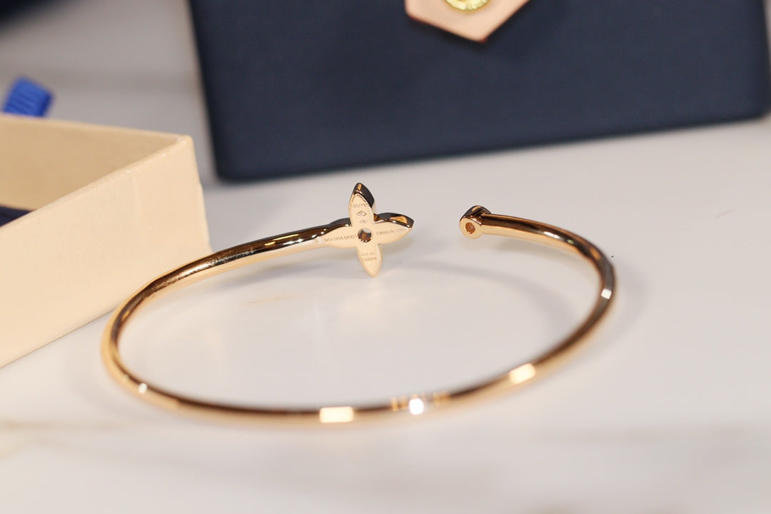 [Everoly JW]IDYLLE GOLD OFFENES ARMBAND MIT DIAMANTEN