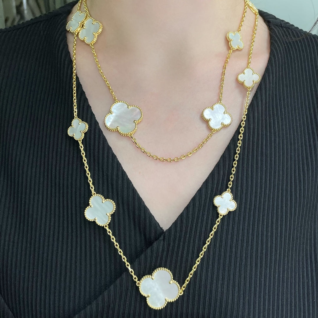 [Everoly JW]CLOVER 16 MOTIF WHITE MOP GOLD NECKLACE