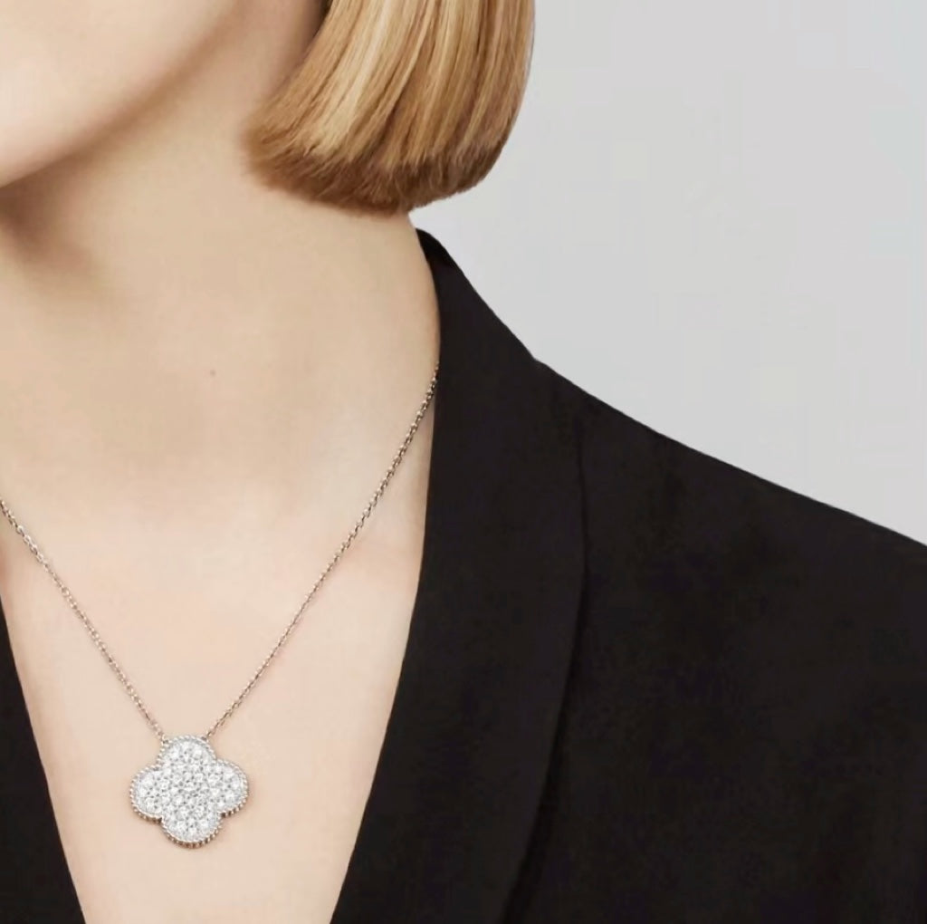 [Everoly JW]CLOVER 25MM LARGE PENDANT DIAMOND PAVED SILVER NECKLACE