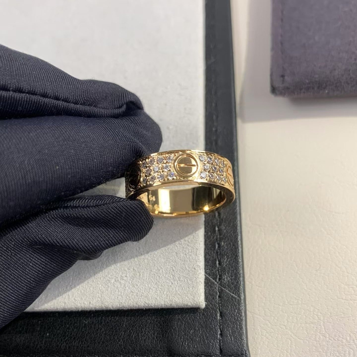 [Everoly JW]LOVE RING 5.5MM DIAMONDS PAVED