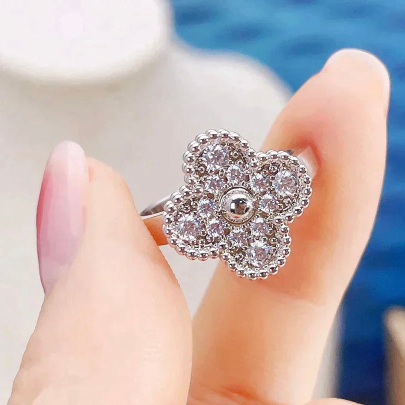 [Everoly JW]CLOVER DIAMOND RING