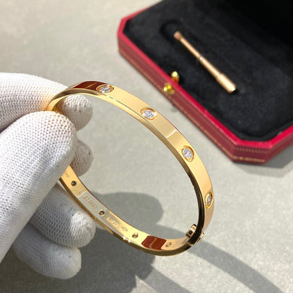 [エバリー JW]ラブブレスレット 6.1mm 10ダイヤモンド