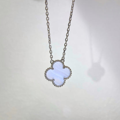 [Everoly JW]CLOVER 15MM BLAU CHALCEDON HALSKETTE SILBER