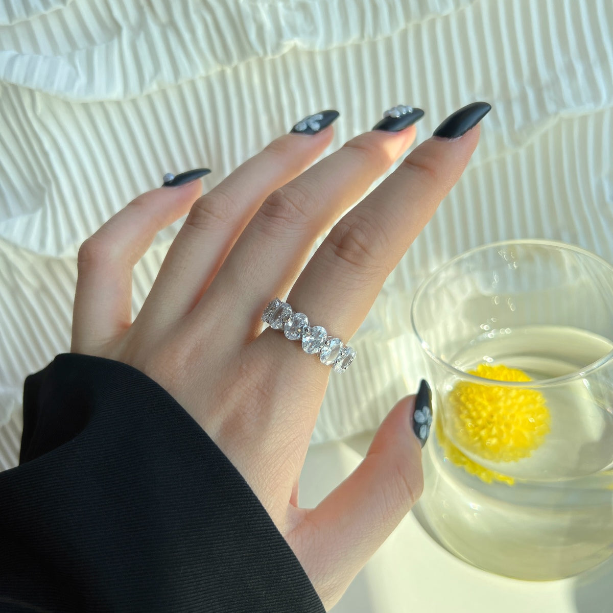 [Everoly JW]Dainty Elongated Cushion Cut Tennis Ring