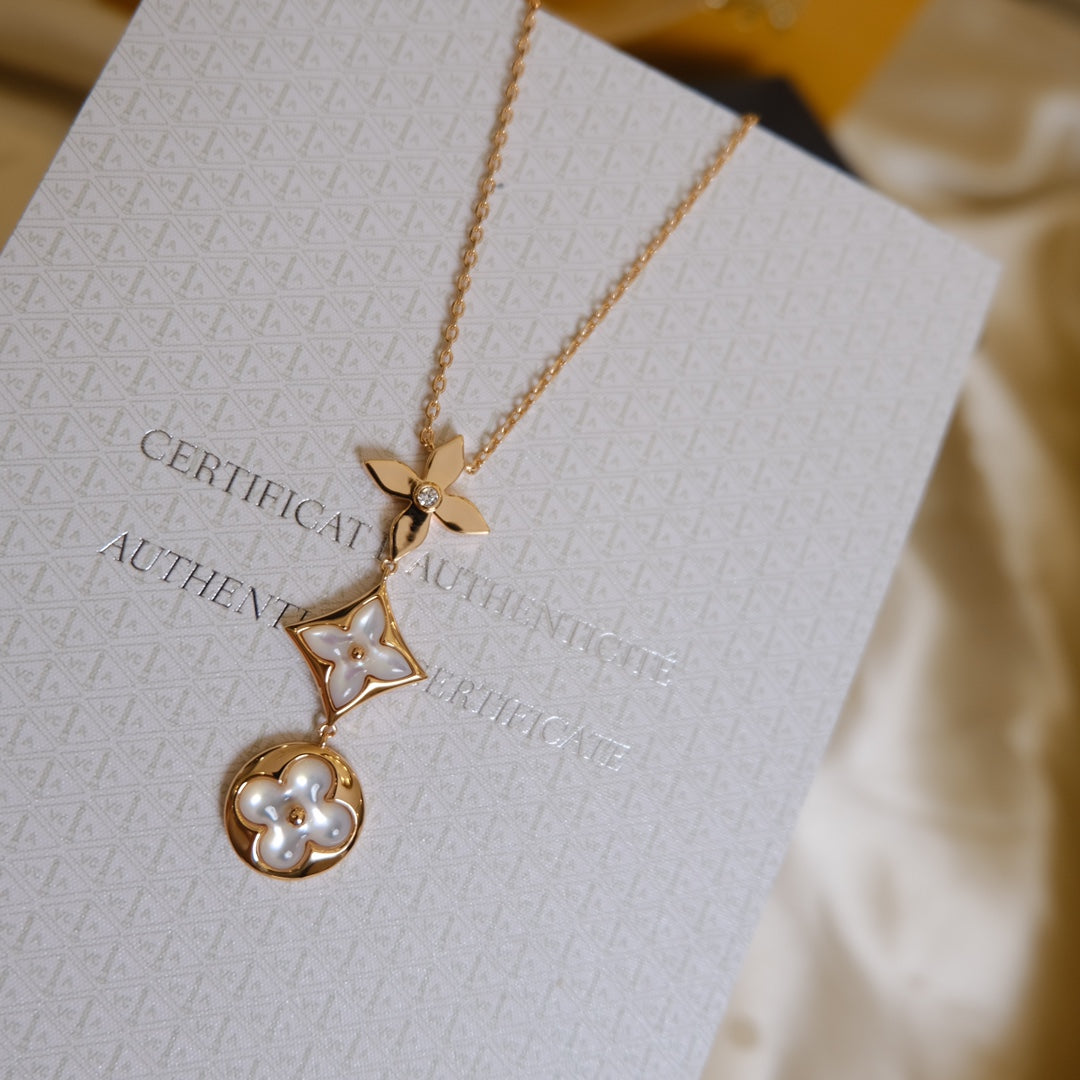 [Everoly JW] COLOR BLOSSOM LARIAT HALSKETTE ROSA GOLD WEIßE PERLE UND DIAMANT
