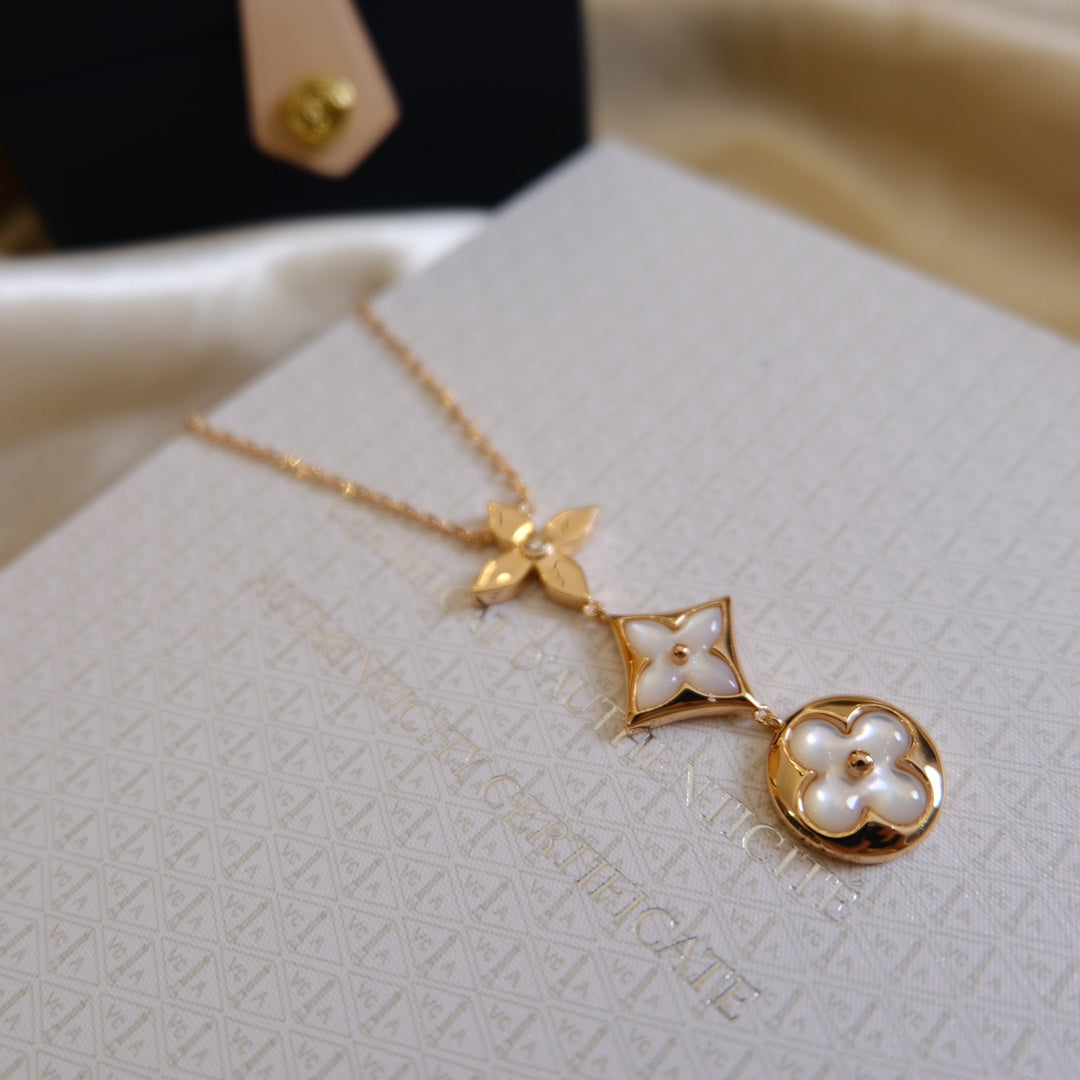[Everoly JW] COLOR BLOSSOM LARIAT HALSKETTE ROSA GOLD WEIßE PERLE UND DIAMANT