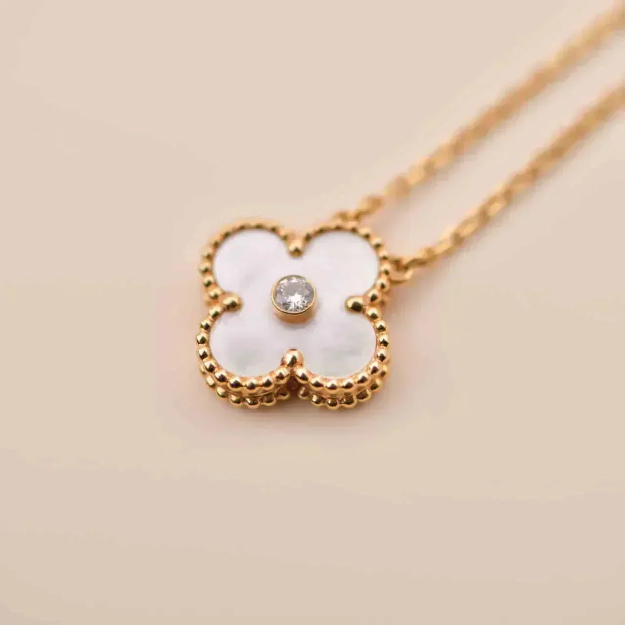 [Everoly JW]CLOVER 15MM DIAMANT WEISSE FRITILLARIA HALSKETTE